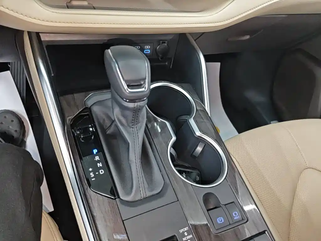Toyota Highlander — миниатюра 14