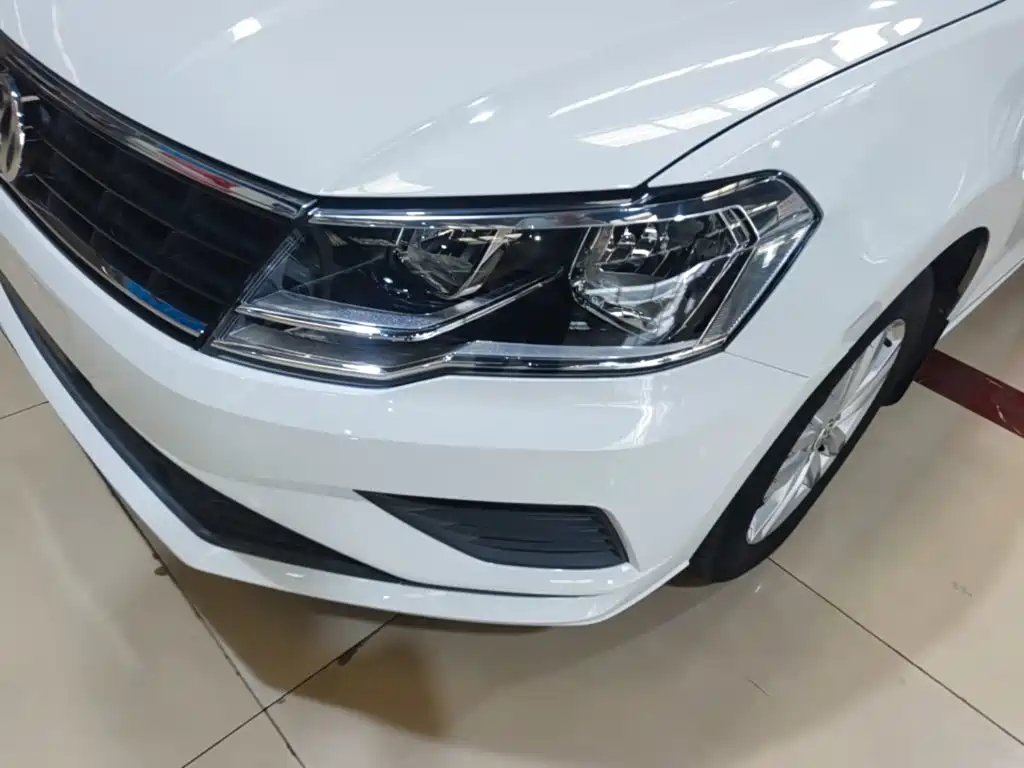 Volkswagen Jetta — миниатюра 24