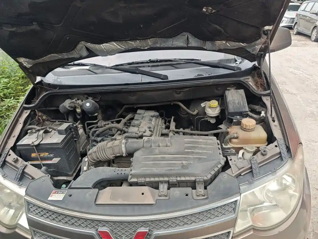 Wuling Hongguang — миниатюра 16