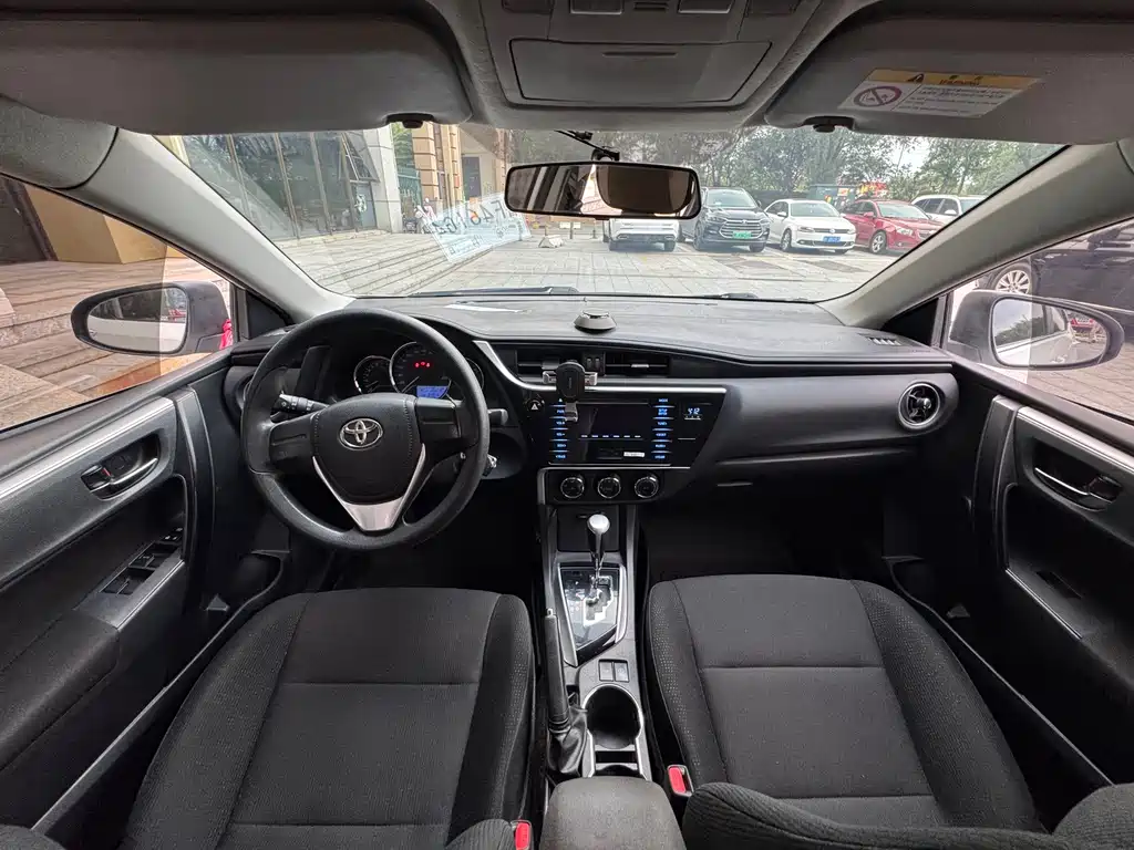 Toyota Corolla — миниатюра 8