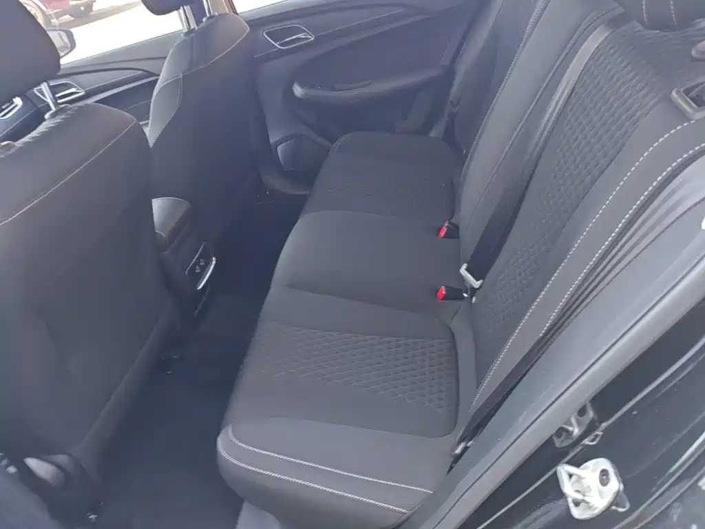 Roewe i5 — миниатюра 17