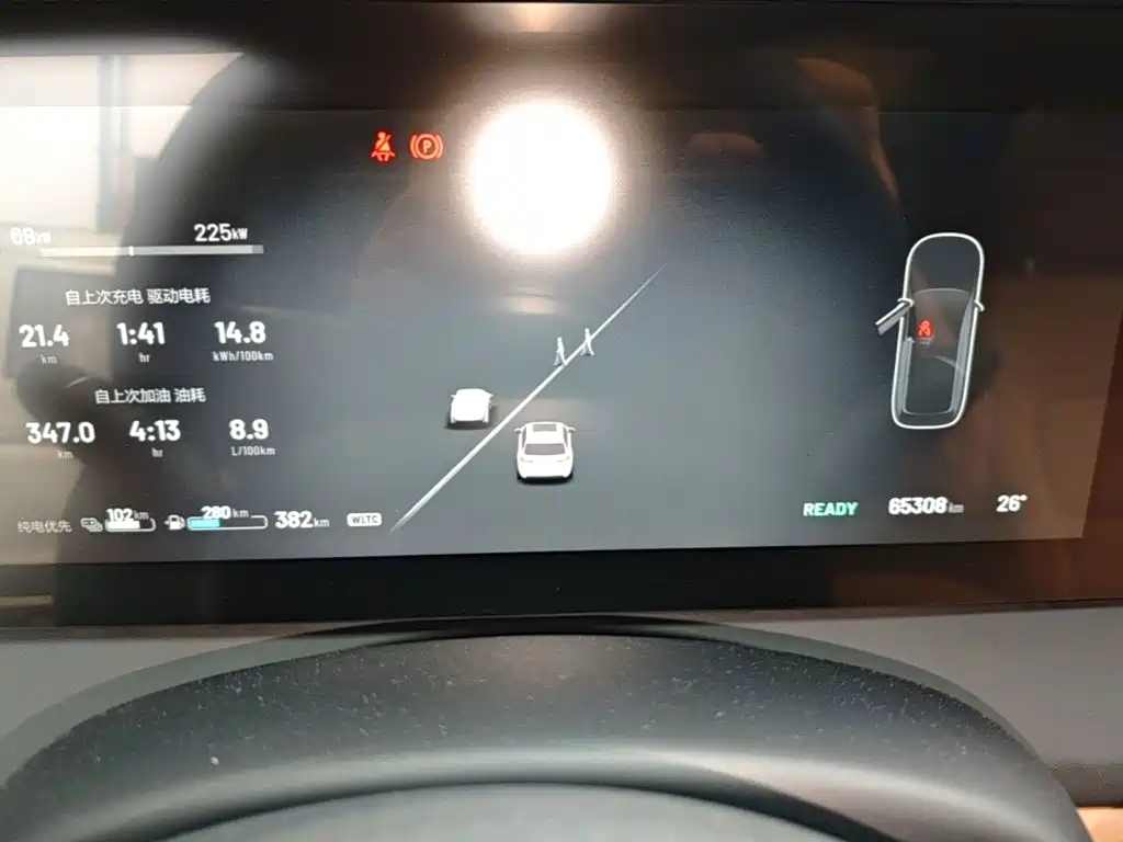 Li Auto Li ONE — миниатюра 12