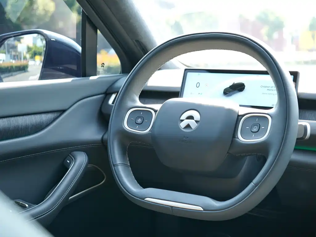 NIO ES8 — миниатюра 6