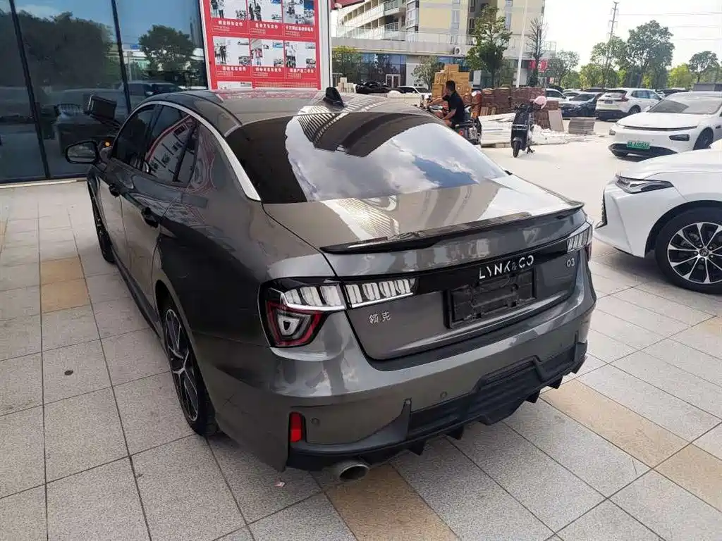 Lynk & Co 03 — миниатюра 5