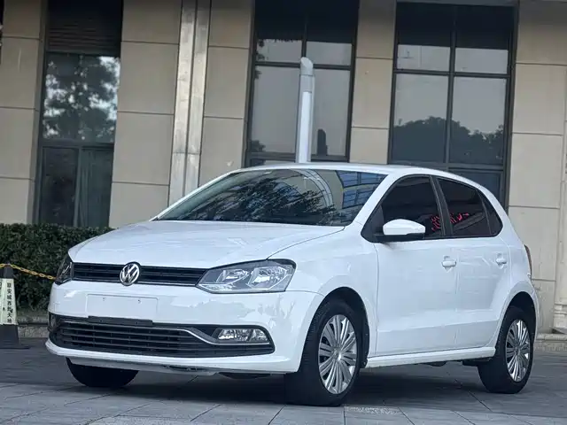 VOLKSWAGEN POLO 2017
