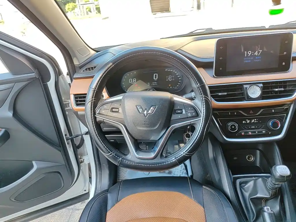 Wuling Hongguang S3 — миниатюра 11