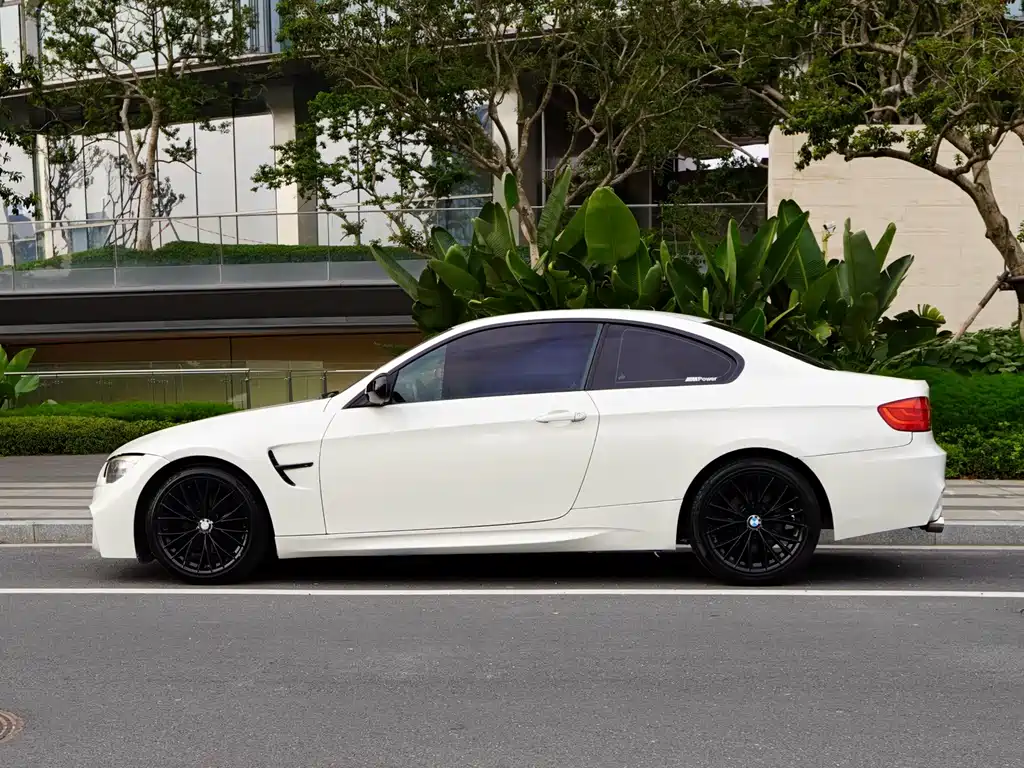 BMW 3 Series (Import) 320i 2-door Coupe, фото 4