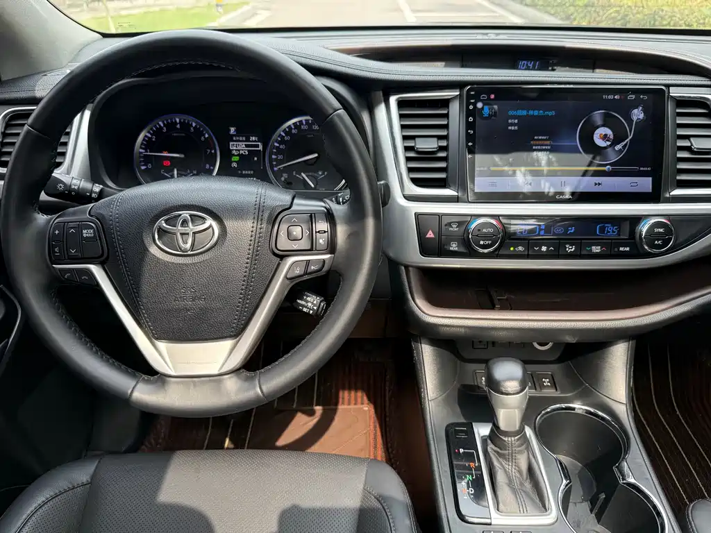 Toyota Highlander — миниатюра 11