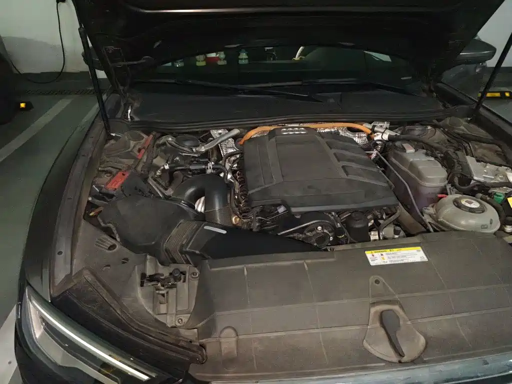 Audi A6L New Energy — миниатюра 21