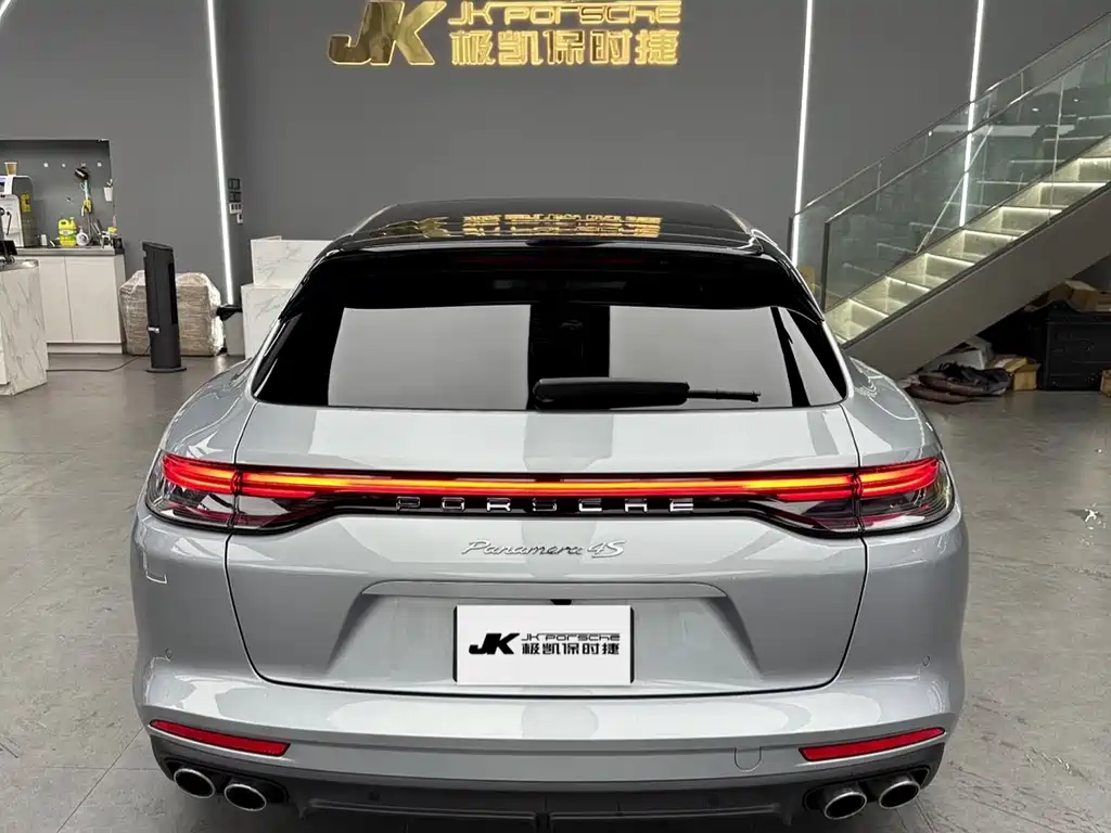 Porsche Panamera — миниатюра 9
