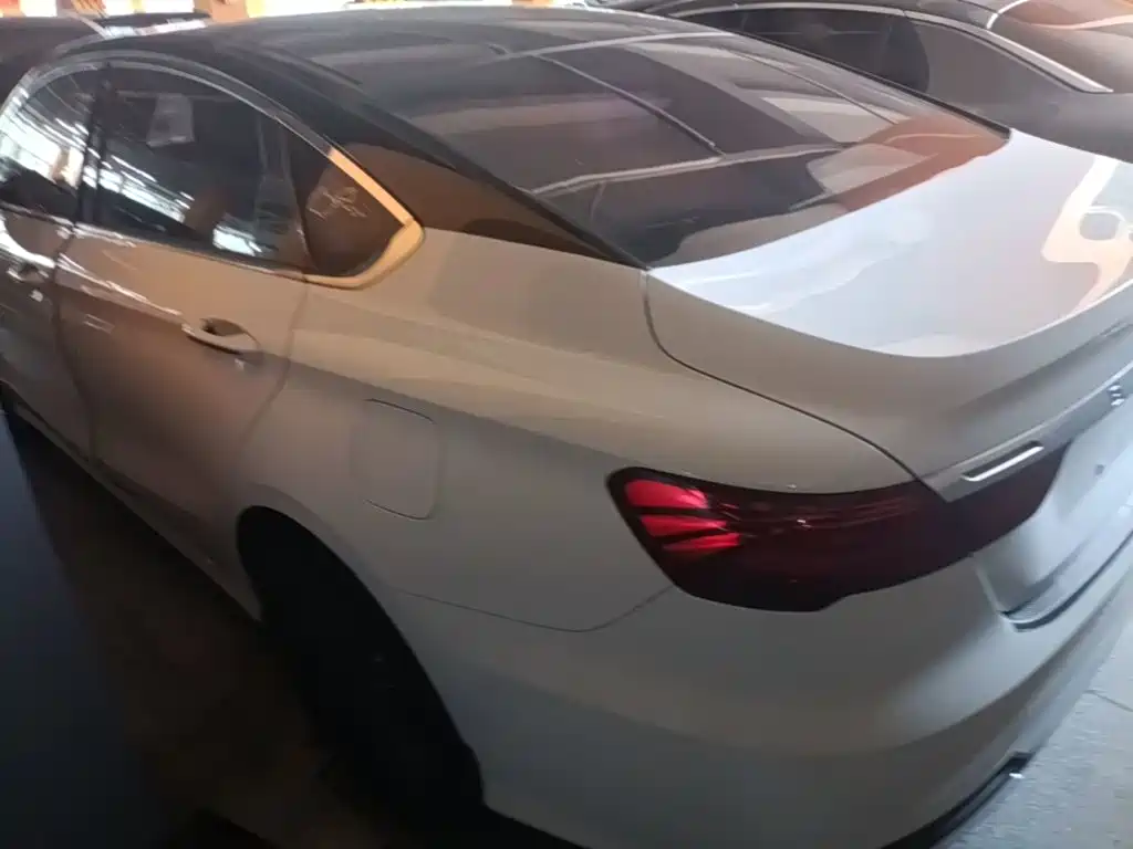 Geely Binrui — миниатюра 5
