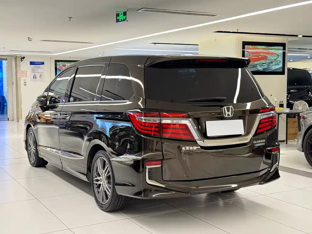 Honda Elysion — миниатюра 7