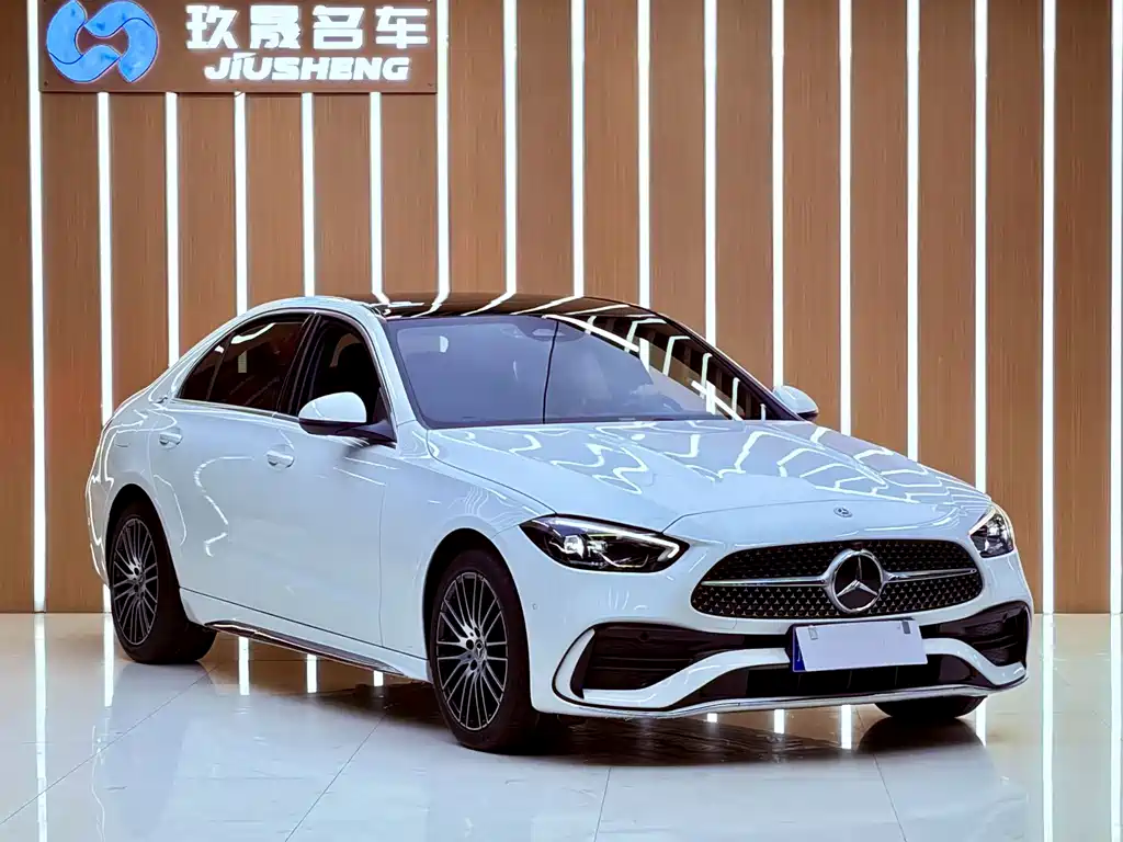Mercedes-Benz C-Class — миниатюра 3
