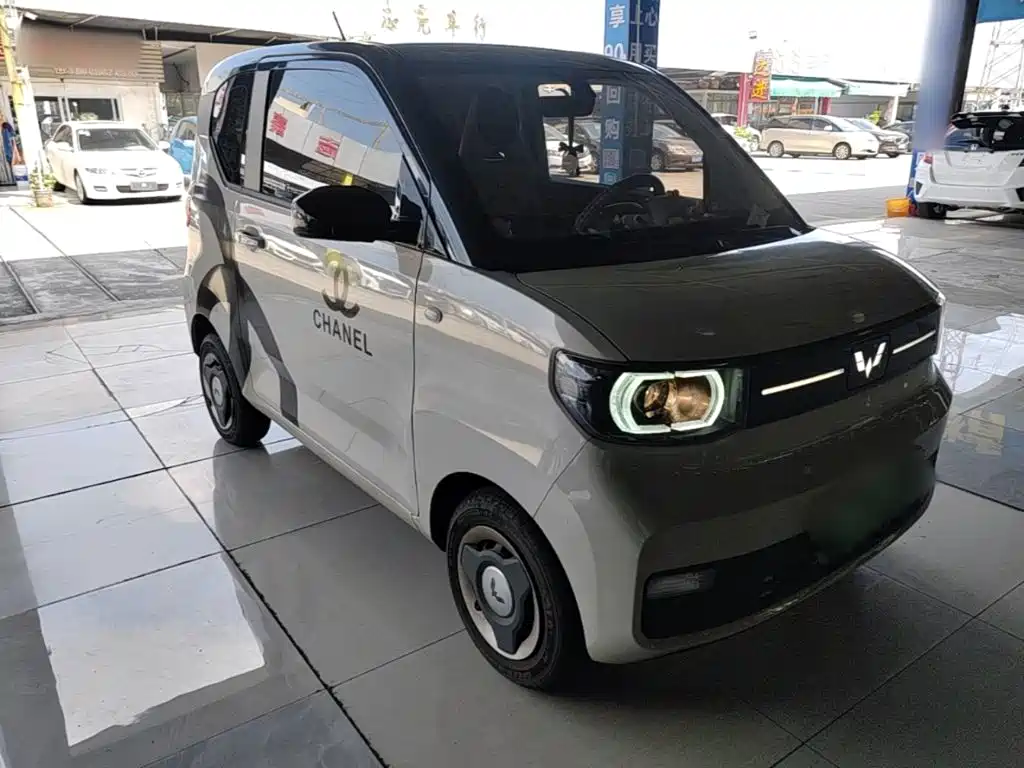 Wuling MINIEV — миниатюра 4