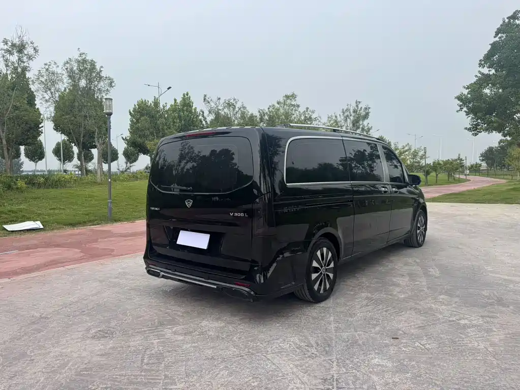 Mercedes-Benz Vito — миниатюра 10