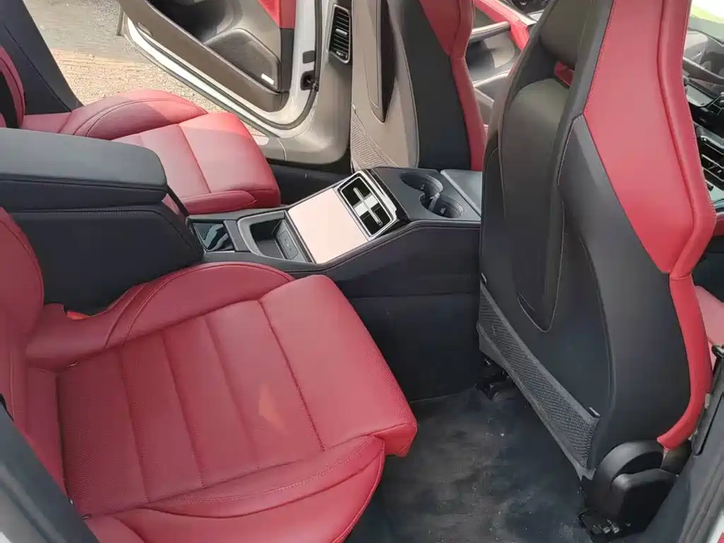 Porsche Panamera — миниатюра 6