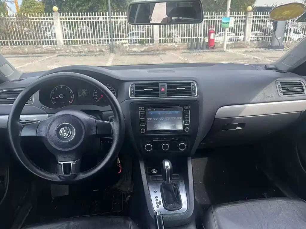 Volkswagen Sagitar — миниатюра 7