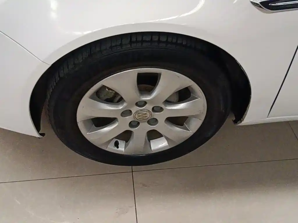 Buick Regal — миниатюра 23