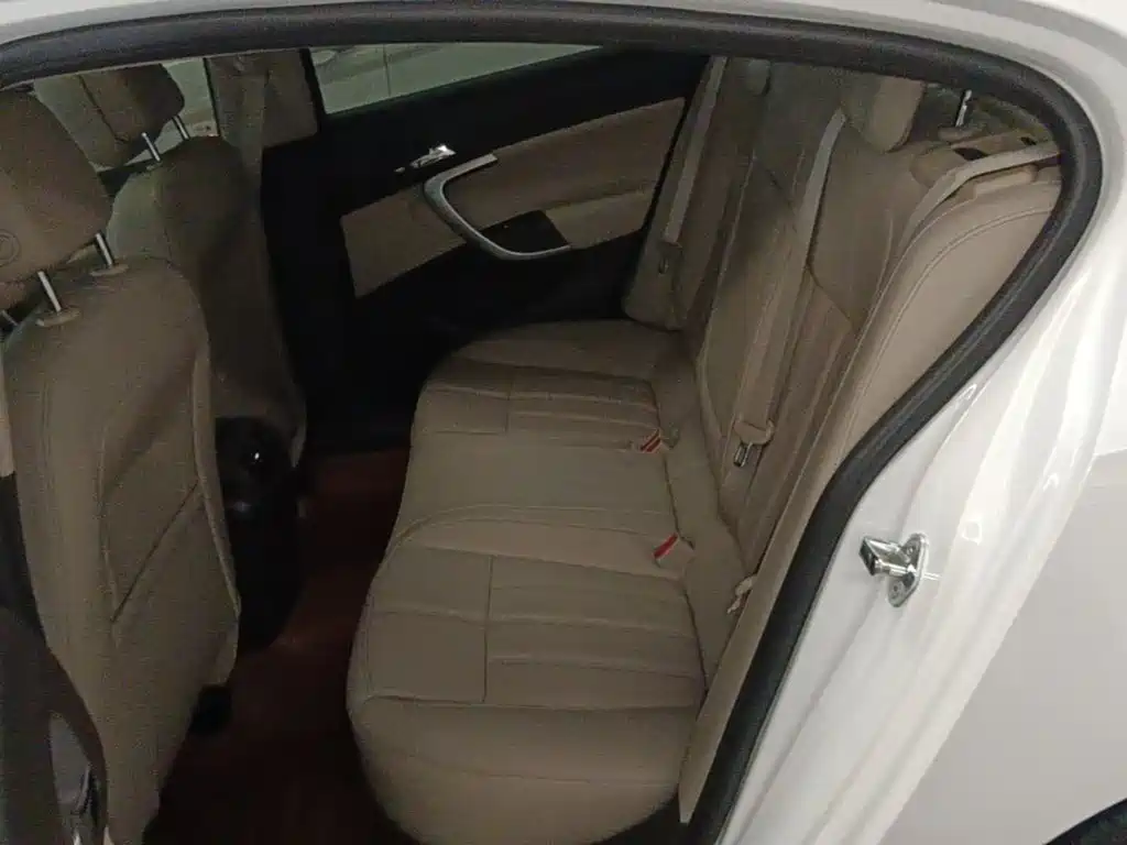 Buick Regal — миниатюра 17
