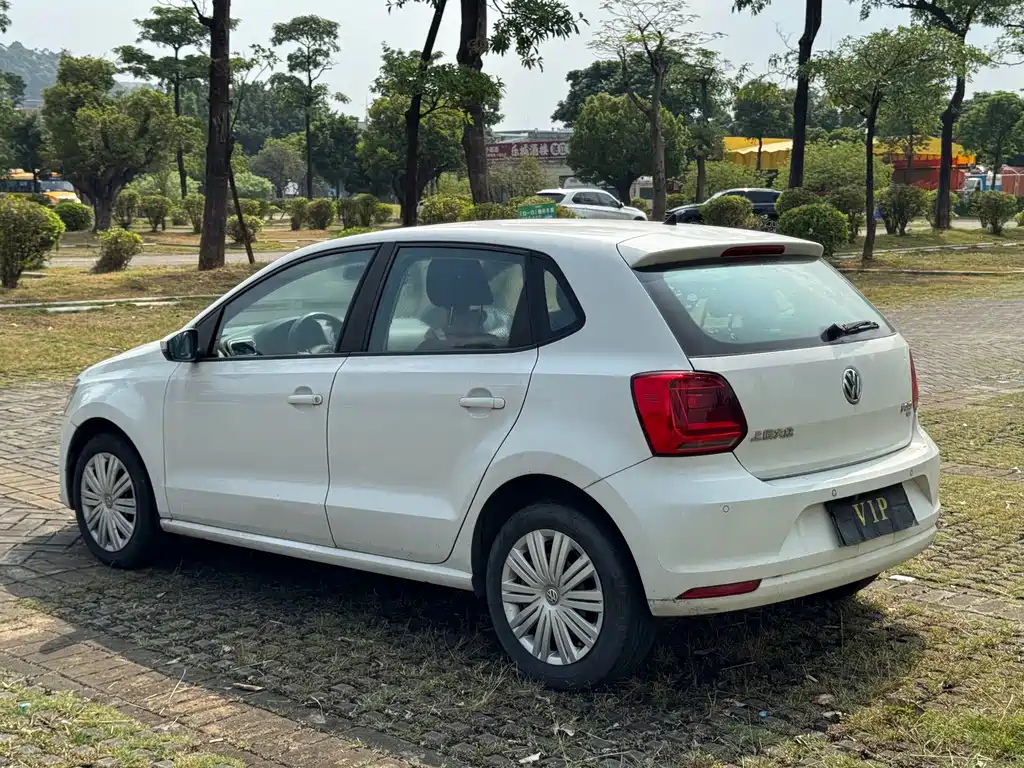 Volkswagen Polo — миниатюра 10