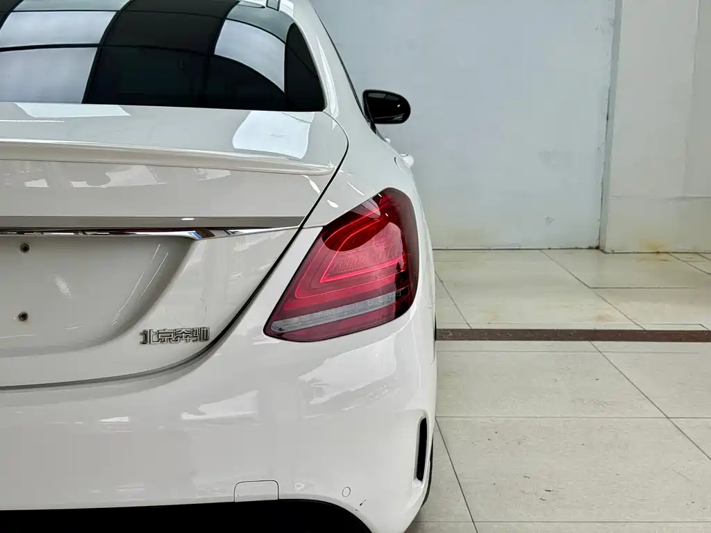 Mercedes-Benz C-Class — миниатюра 23