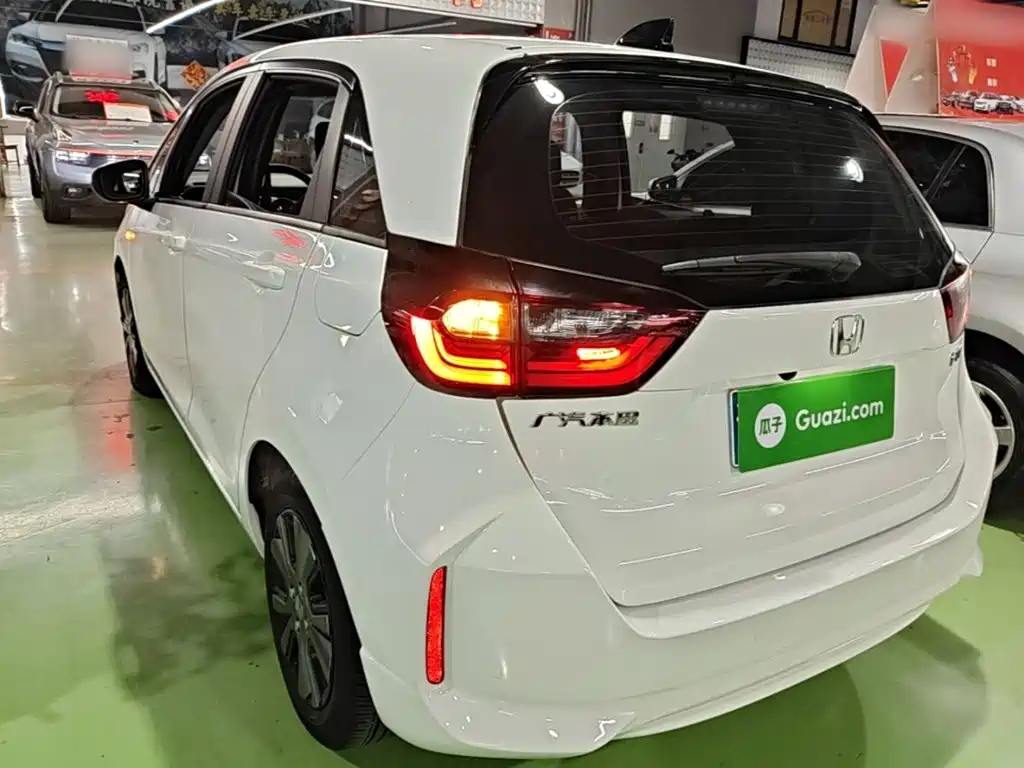 Honda Fit — миниатюра 5