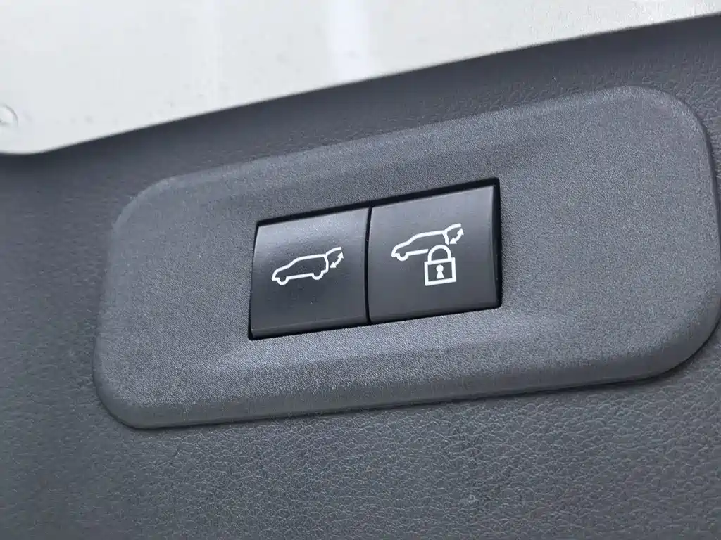 Lexus NX — миниатюра 35