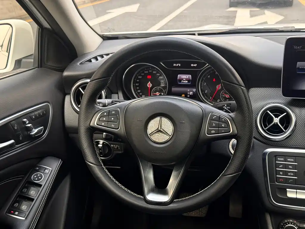Mercedes-Benz GLA — миниатюра 11
