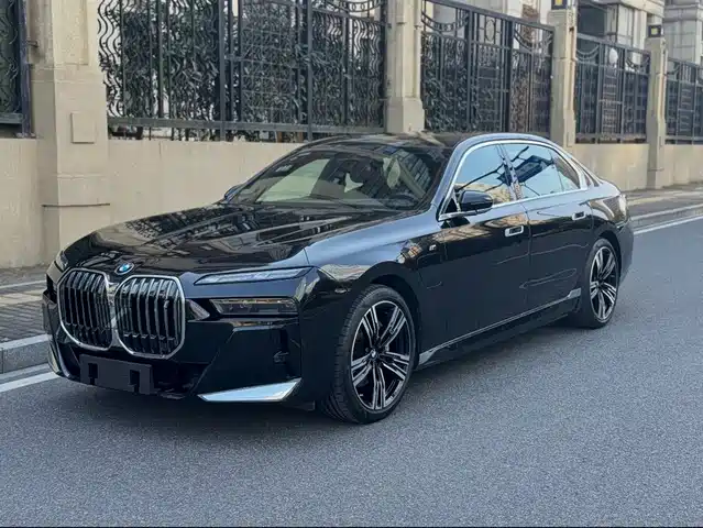 BMW I7 2024