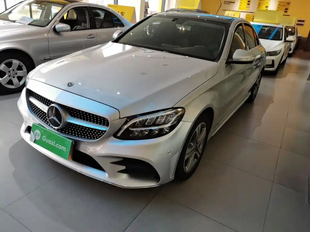 Mercedes-Benz C-Class — миниатюра 2