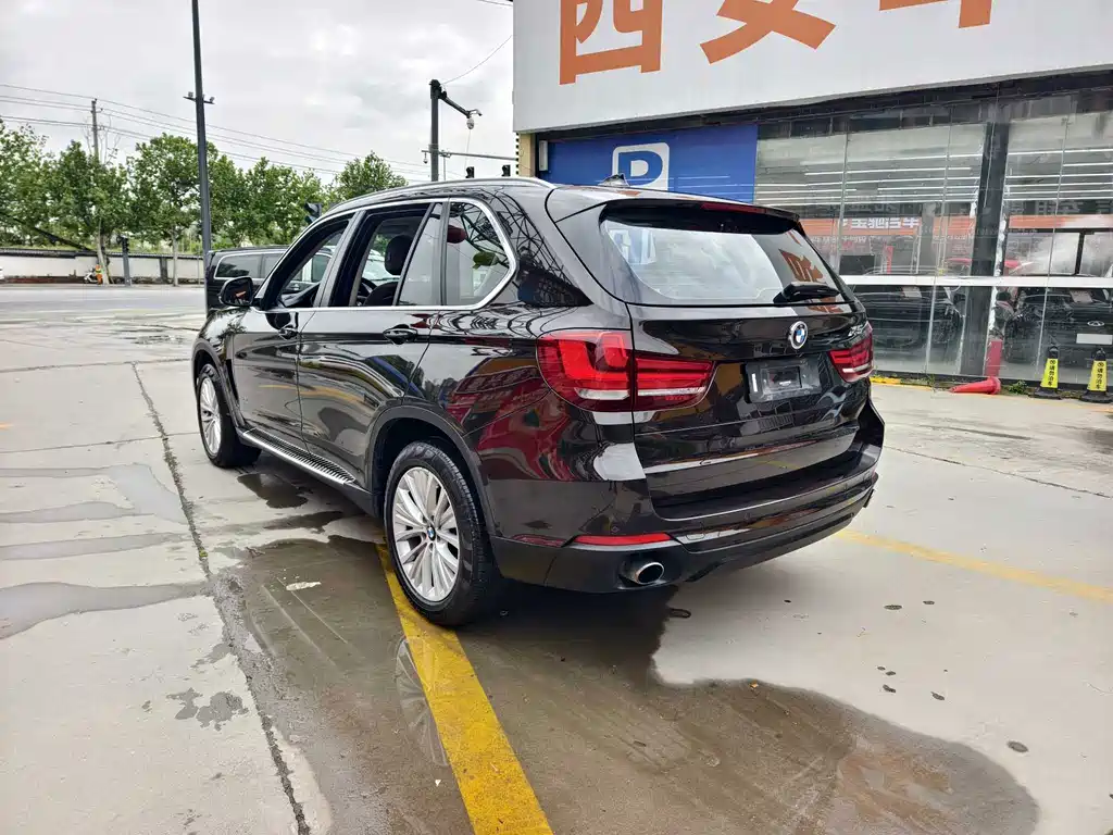 BMW X5 (Import) — миниатюра 17