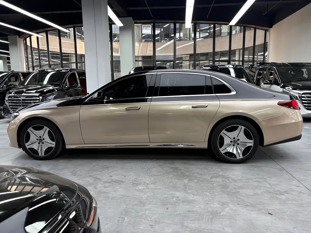 Mercedes-Benz E-Class — миниатюра 18