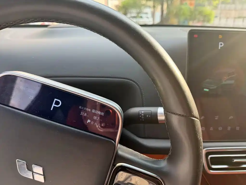 Li Auto Li L9 — миниатюра 10
