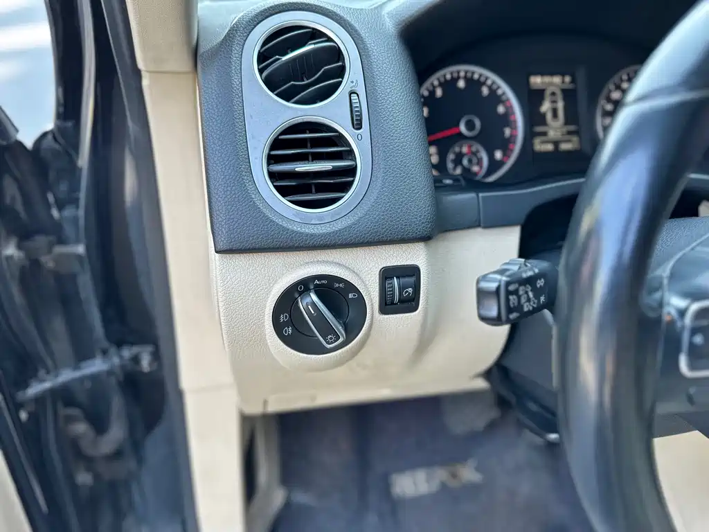 Volkswagen Tiguan — миниатюра 21