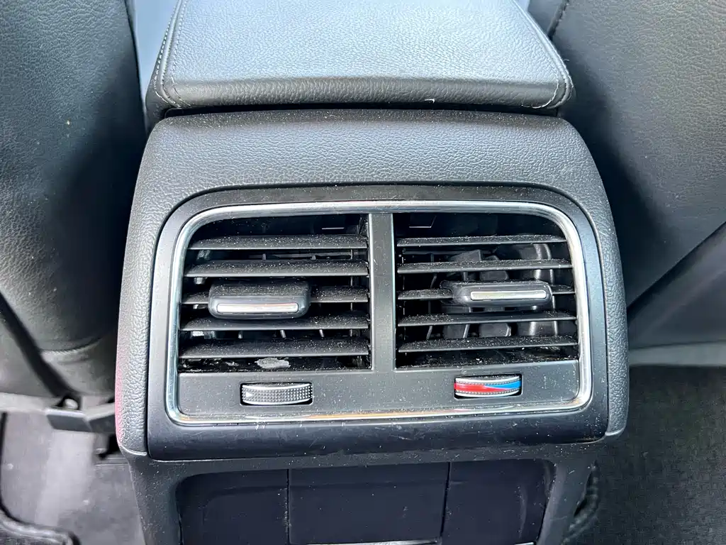 Audi A4L — миниатюра 9