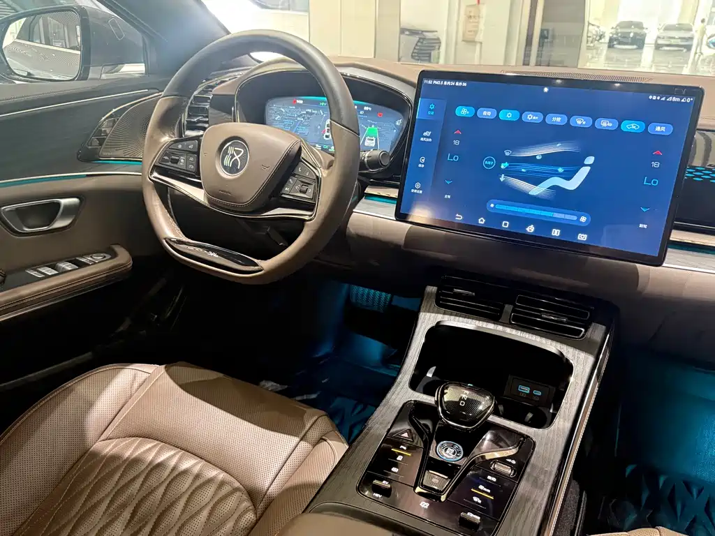 BYD Han — миниатюра 11