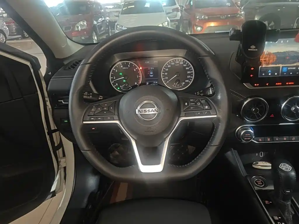 Nissan Sylphy — миниатюра 11