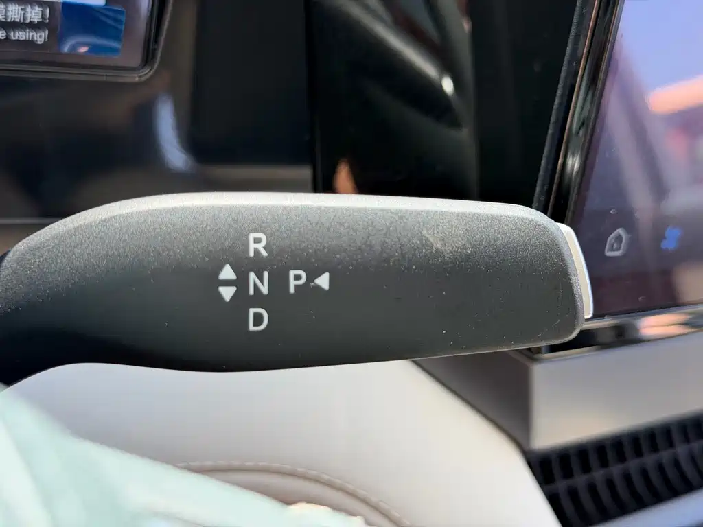 BYD Xia — миниатюра 13
