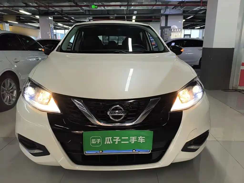 Nissan Tiida — миниатюра 3