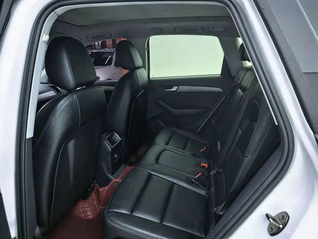 Audi Q5 — миниатюра 5