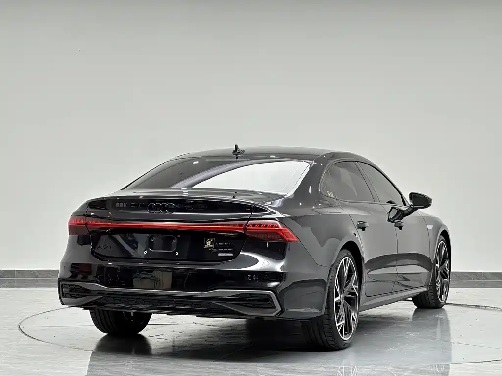Audi A7L 2024 45 TFSI quattro