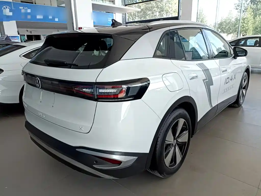 Volkswagen ID.4 X 2025 Smart