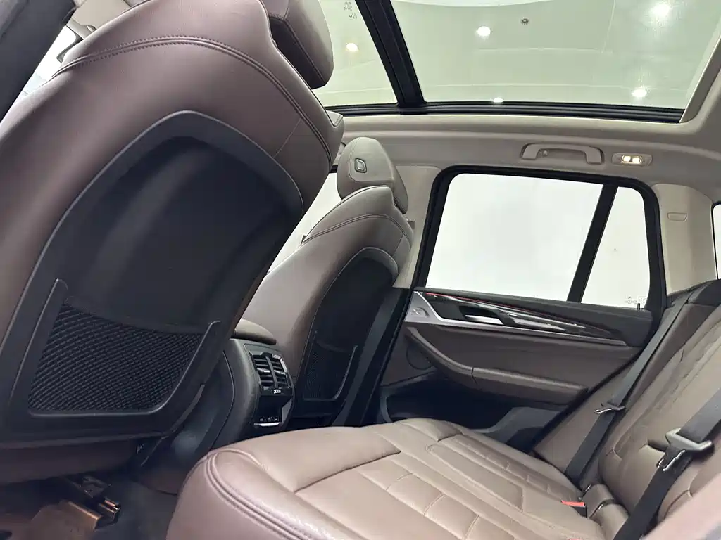 BMW X3 — миниатюра 14