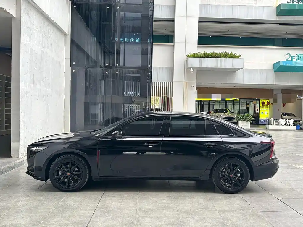 Hongqi Hongqi H5 — миниатюра 9