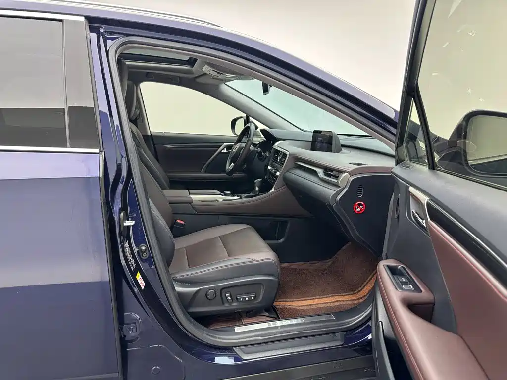 Lexus RX — миниатюра 12