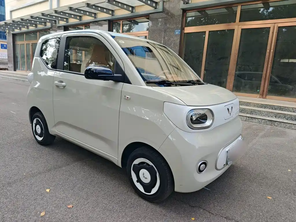 Wuling MINIEV — миниатюра 11