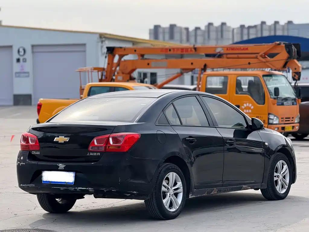 Chevrolet Cruze — миниатюра 9