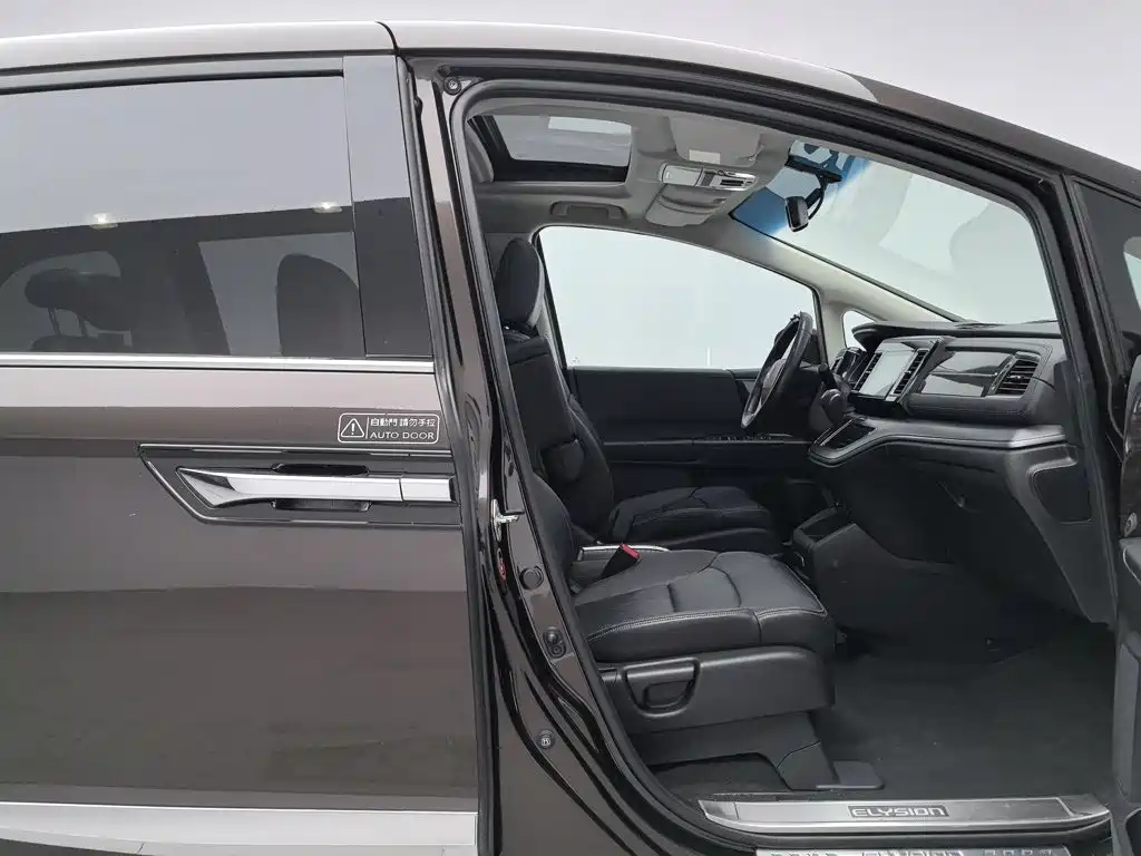 Honda Elysion — миниатюра 23