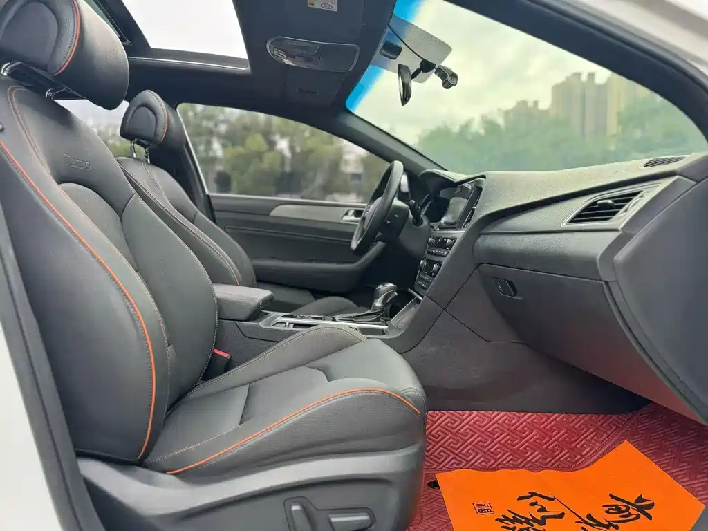 Hyundai Sonata — миниатюра 6