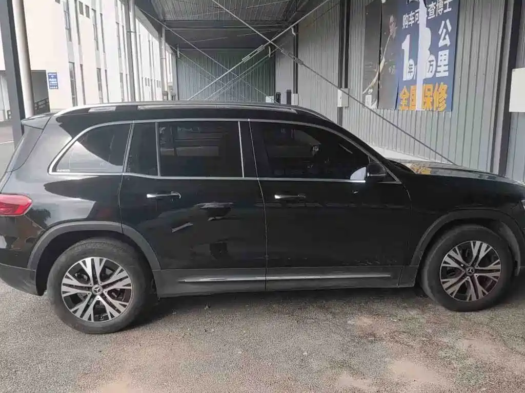 Mercedes-Benz GLB — миниатюра 3